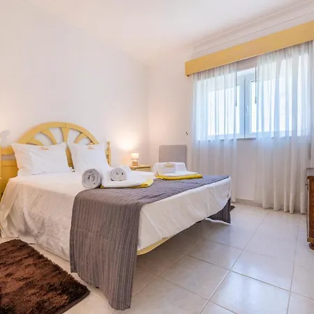 T2 Oásis Parque, Piscinas, Jacuzzi E Ténis! Appartamento