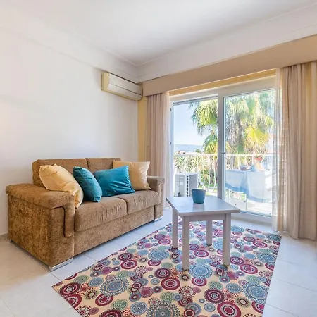 Διαμέρισμα T2 Oasis Parque, Piscinas, Jacuzzi E Tenis!