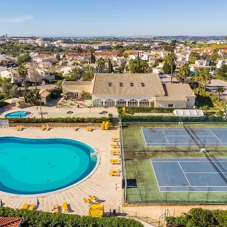 T2 Oásis Parque, Piscinas, Jacuzzi E Ténis! Apartman *