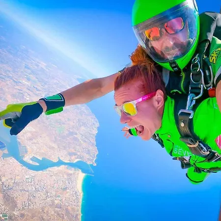 Διαμέρισμα T2 Oasis Parque, Piscinas, Jacuzzi E Tenis! *