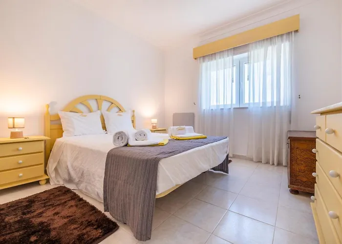 T2 Oasis Parque, Piscinas, Jacuzzi E Tenis! Apartament