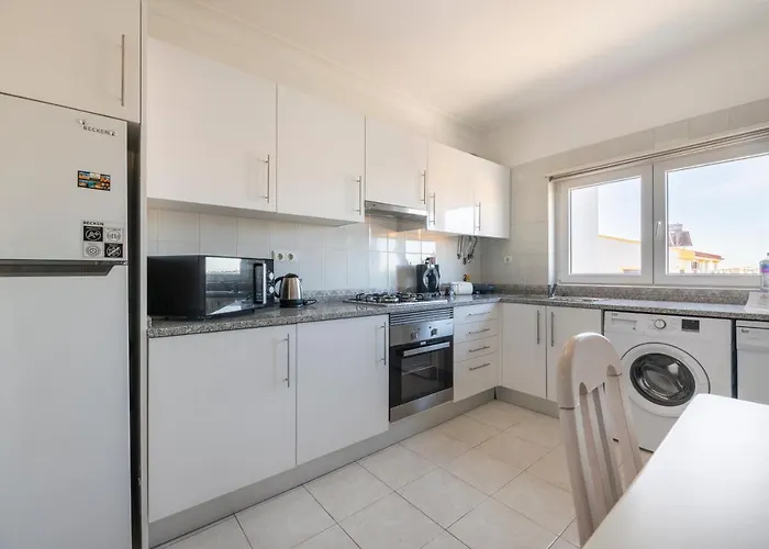 Apartament T2 Oasis Parque, Piscinas, Jacuzzi E Tenis! *