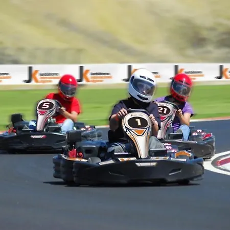 アパート T2 Oasis Parque, Piscinas, Jacuzzi E Tenis! *