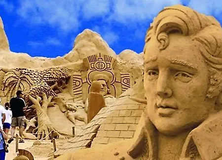 T2 Oasis Parque, Piscinas, Jacuzzi E Tenis! アパート