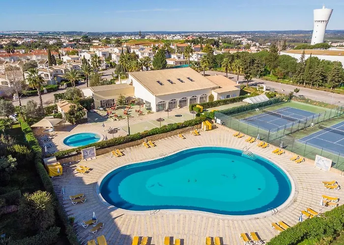 T2 Oasis Parque, Piscinas, Jacuzzi E Tenis! 公寓