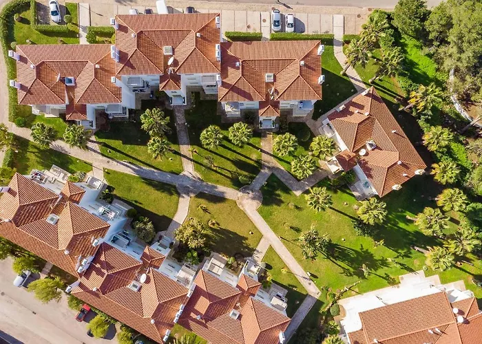 T2 Oasis Parque, Piscinas, Jacuzzi E Tenis! 公寓